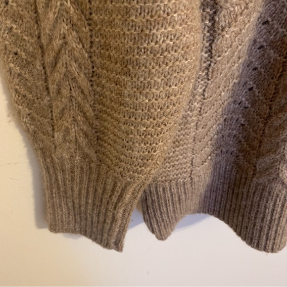 NWT Vince Cable Knit Crewneck Merino Wool Cashmere Blend Sweater, Size L - Picture 6 of 11